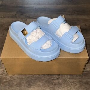 NWT Women’s Steve Madden Sandals